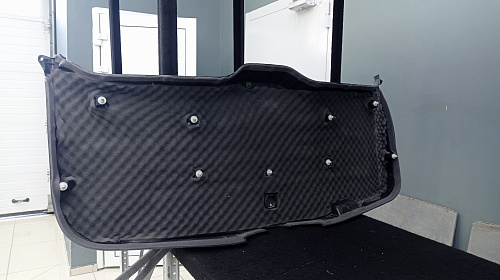 Шумоизоляция пятой двери Субару Форестер